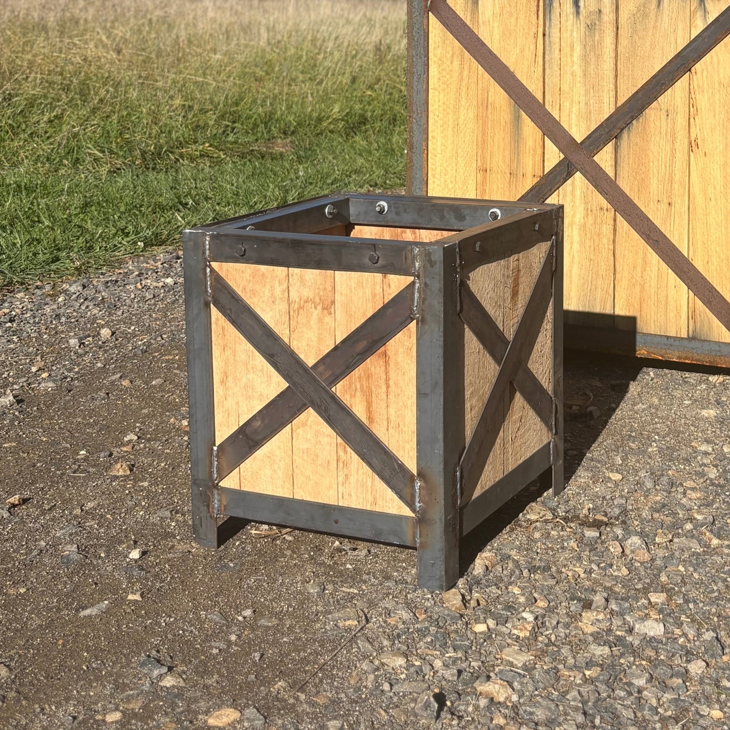 Hardwood & Steel Garden Box – 400mm